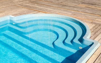 How to Build a Long-Lasting Fiberglass Pool on the Coast